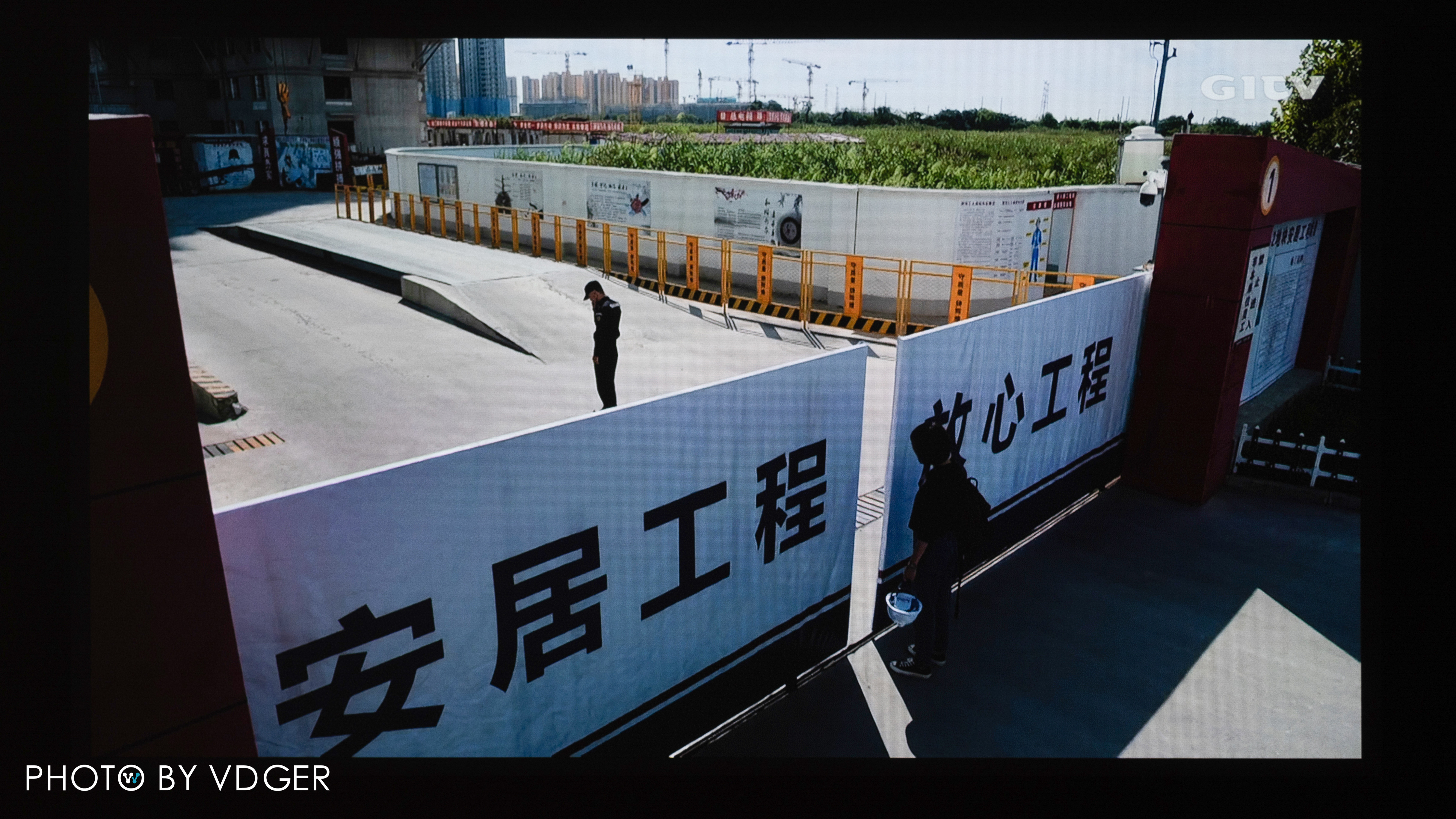 NEW还是“牛”？极米NEW Z6投影仪体验：年轻人的第一台投影？-VDGER