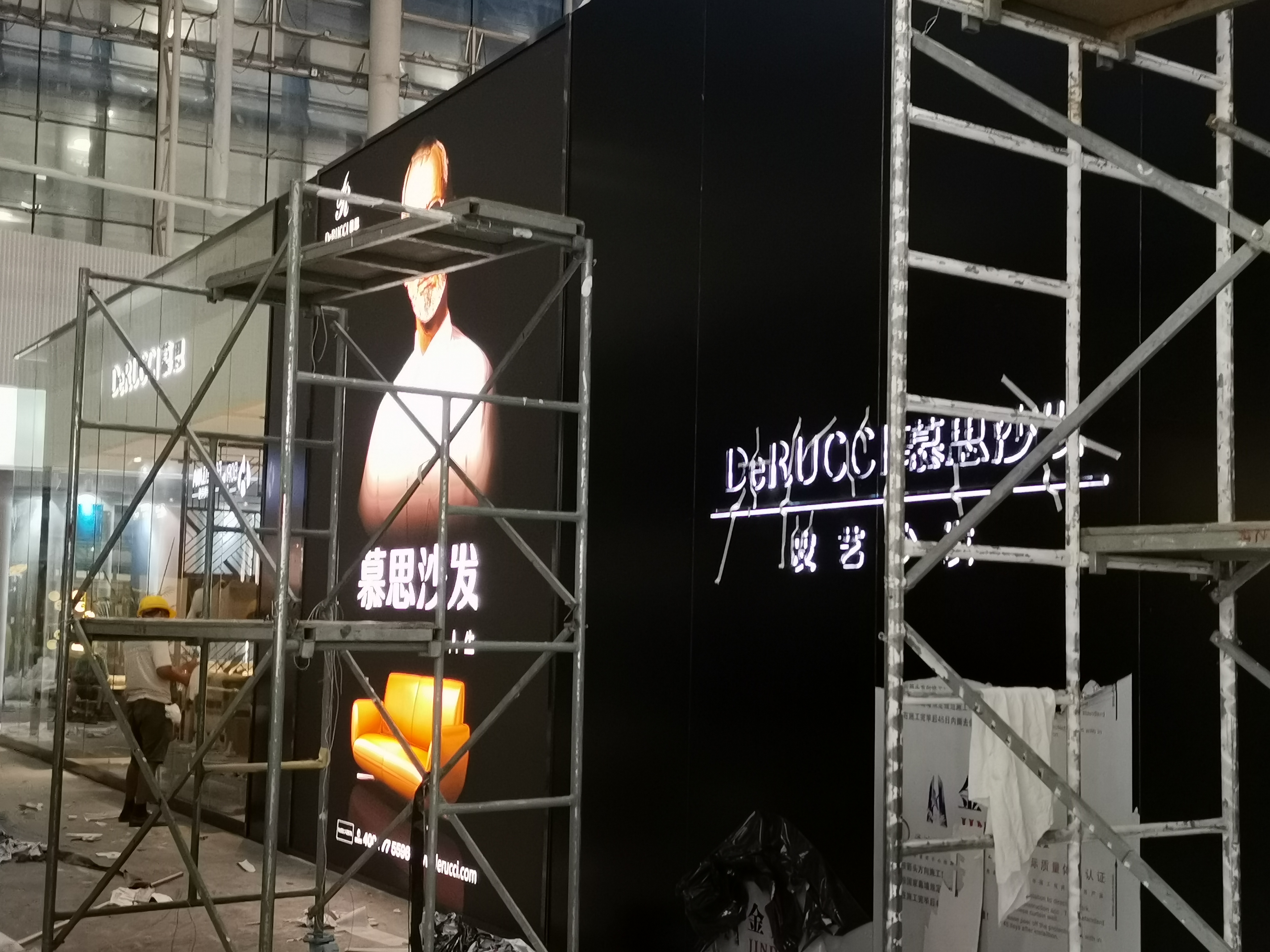 UV喷绘制作产品在户外能够坚持多久？