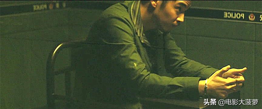 金世佳浑噩13年，就是在等这个“人渣”的出现