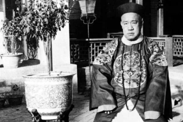 他是镇国将军，将38个孩子送往国外后，却叮嘱不许做中国子民？