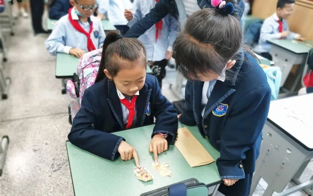 绘本点亮课堂 阅读润泽梦想——双流实小外国语学校数学组教研活动