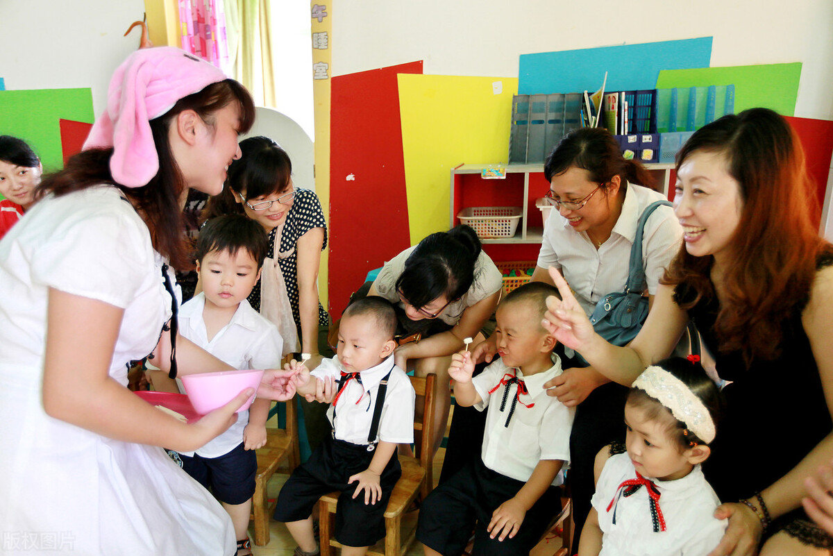 少儿艺术培训管理系统实现学员上课自动消课时？