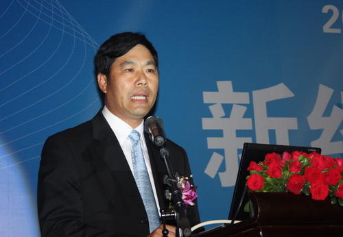 广东农村小伙，用35年创立中国最大纸巾品牌，年收入149亿