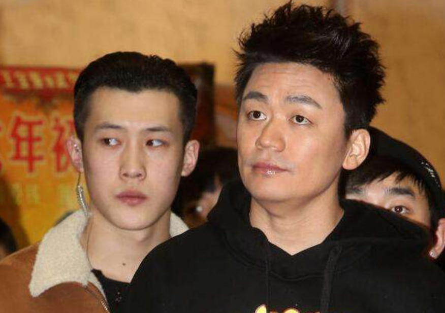 释小龙：王宝强就是“疯子”！同在少林寺长大