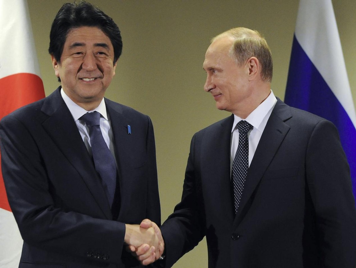 9月2日，日本首相未被普京邀请，默克尔任期可能被迫延长