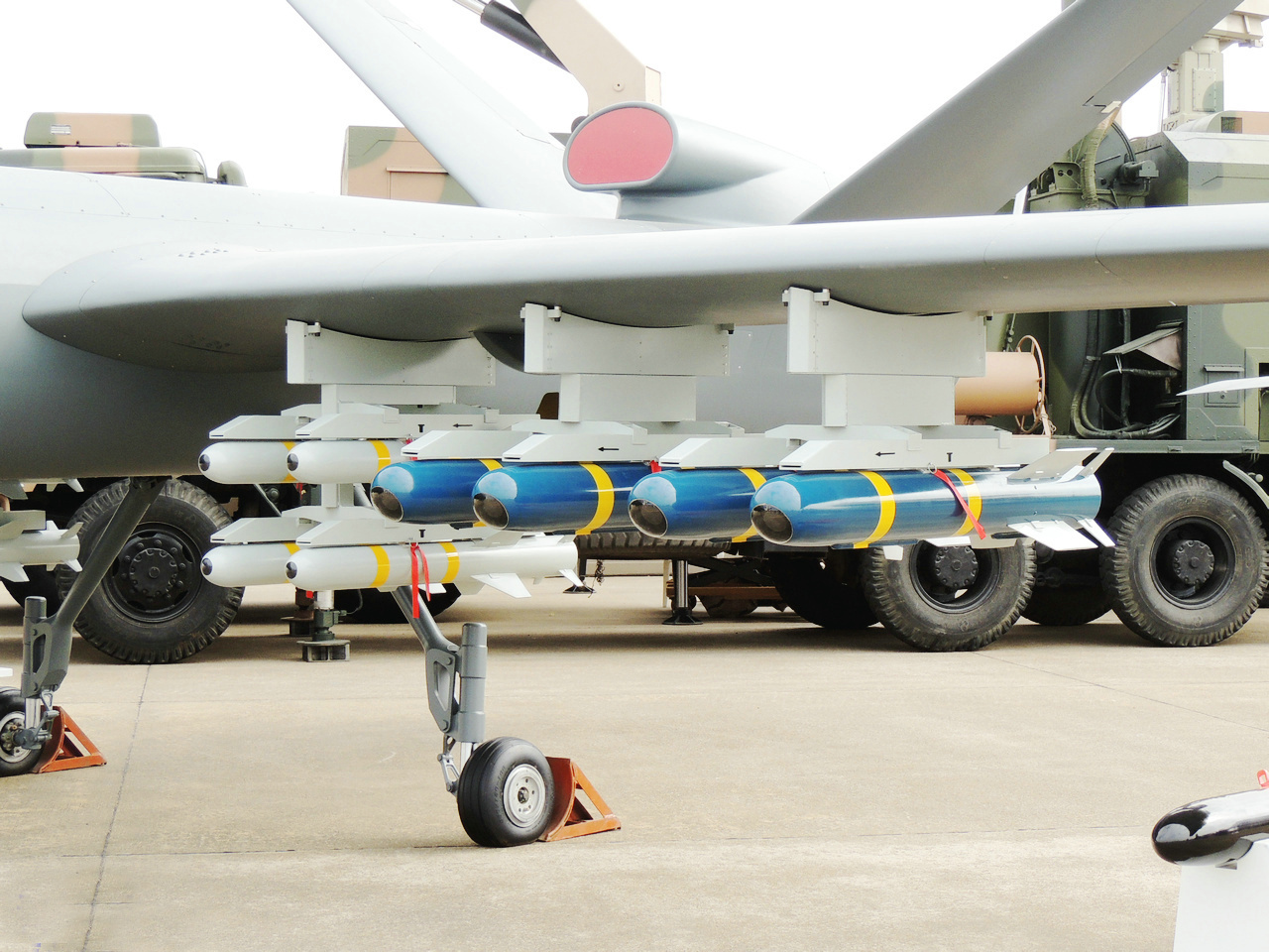 彩虹5到底有多大？和美国的MQ9放在一起比你就明白了