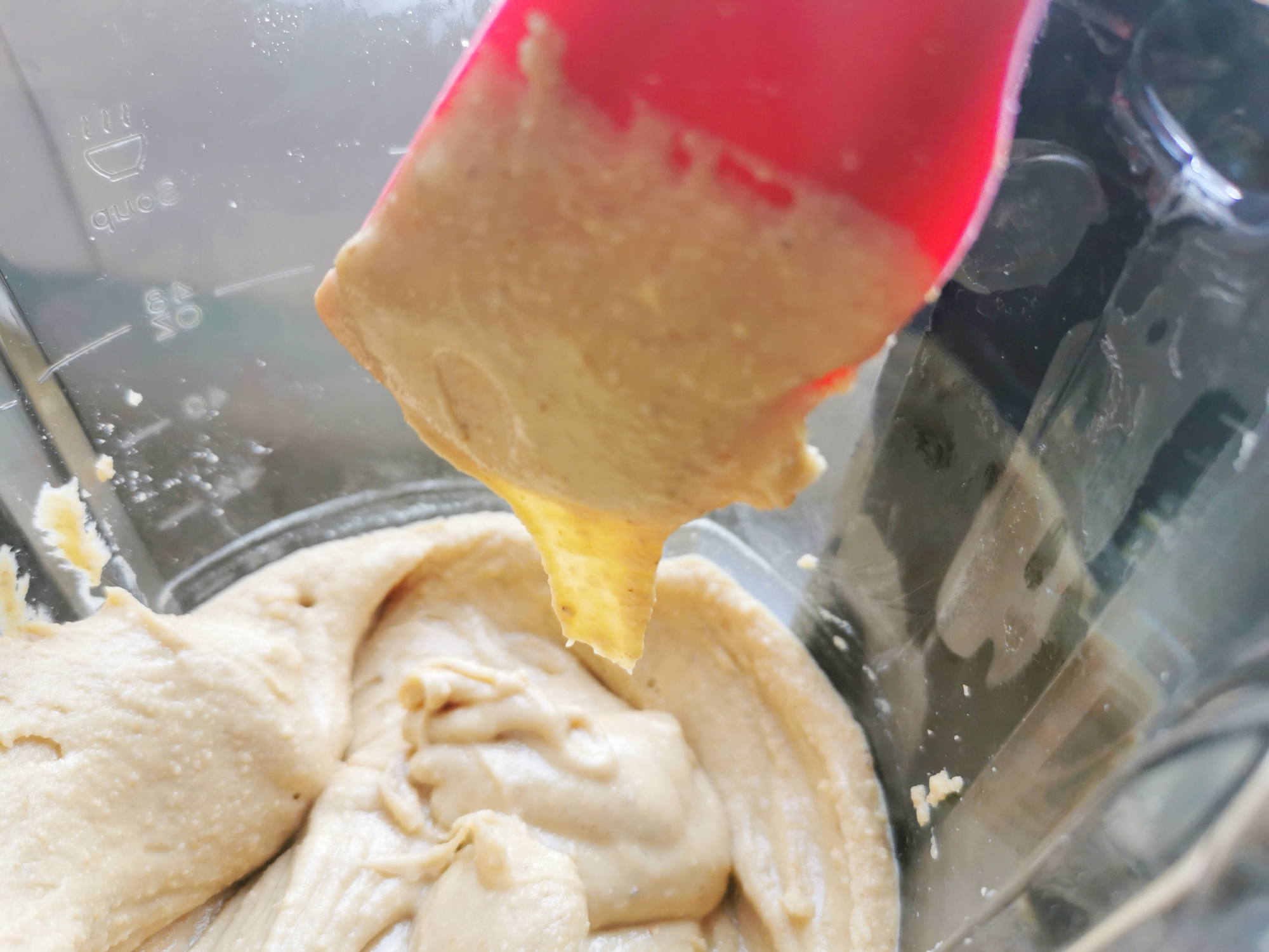 自製花生醬，不加水不加油，香濃細膩，用來做曲奇餅乾太香了