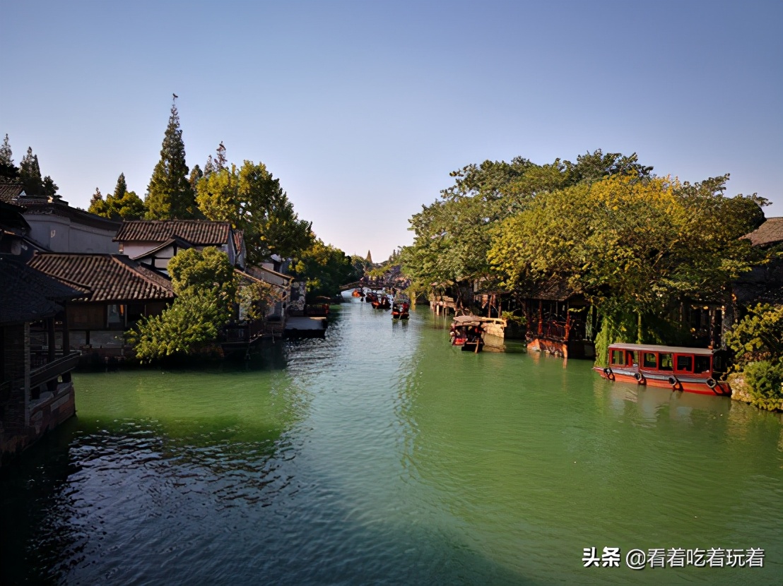 A day trip to Wuzhen and Xinshi ancient towns