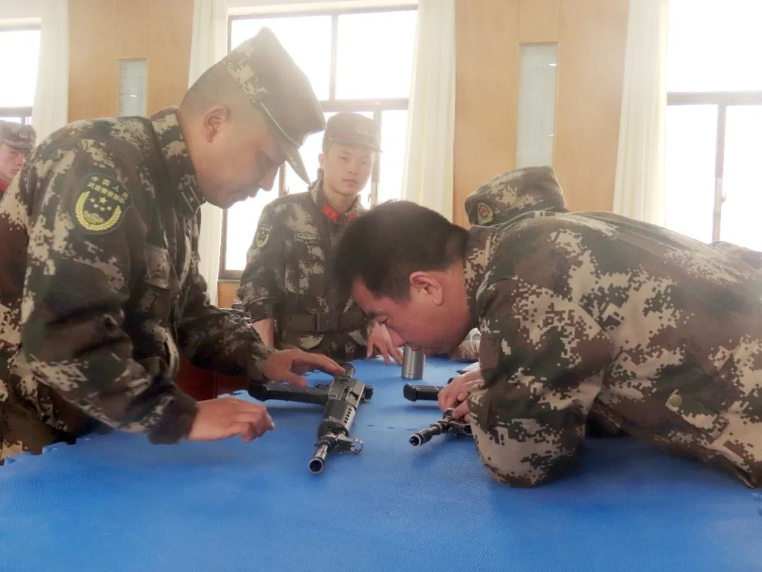 侯<a href=http://www.cngansu.cn/news/ target=_blank class=infotextkey></a>ܶӣǧ๫ Ѱһ