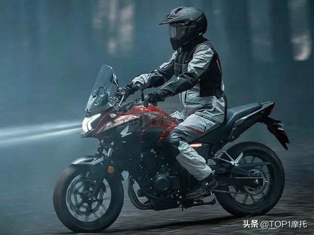 同平台价格相差3700 本田CB400X和CB400F怎么选？