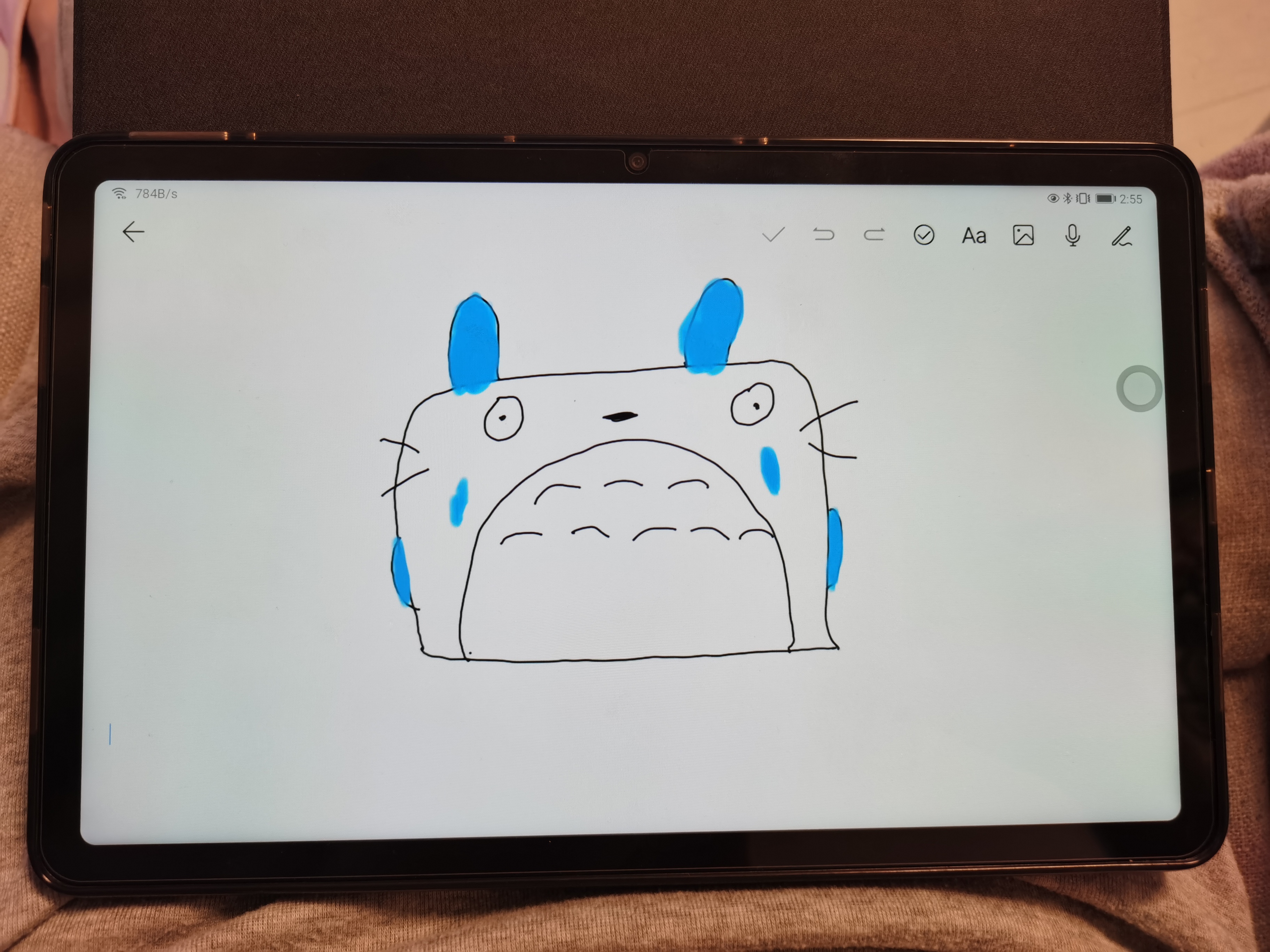 这次我想抛开硬件参数来谈谈体验，来自荣耀平