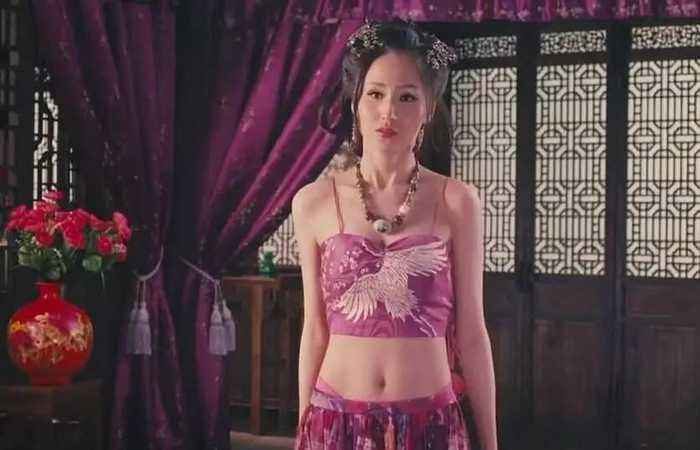 曾经出演《极乐宝鉴》，龚玥菲都比不上性感火辣，不愧是宅男女神