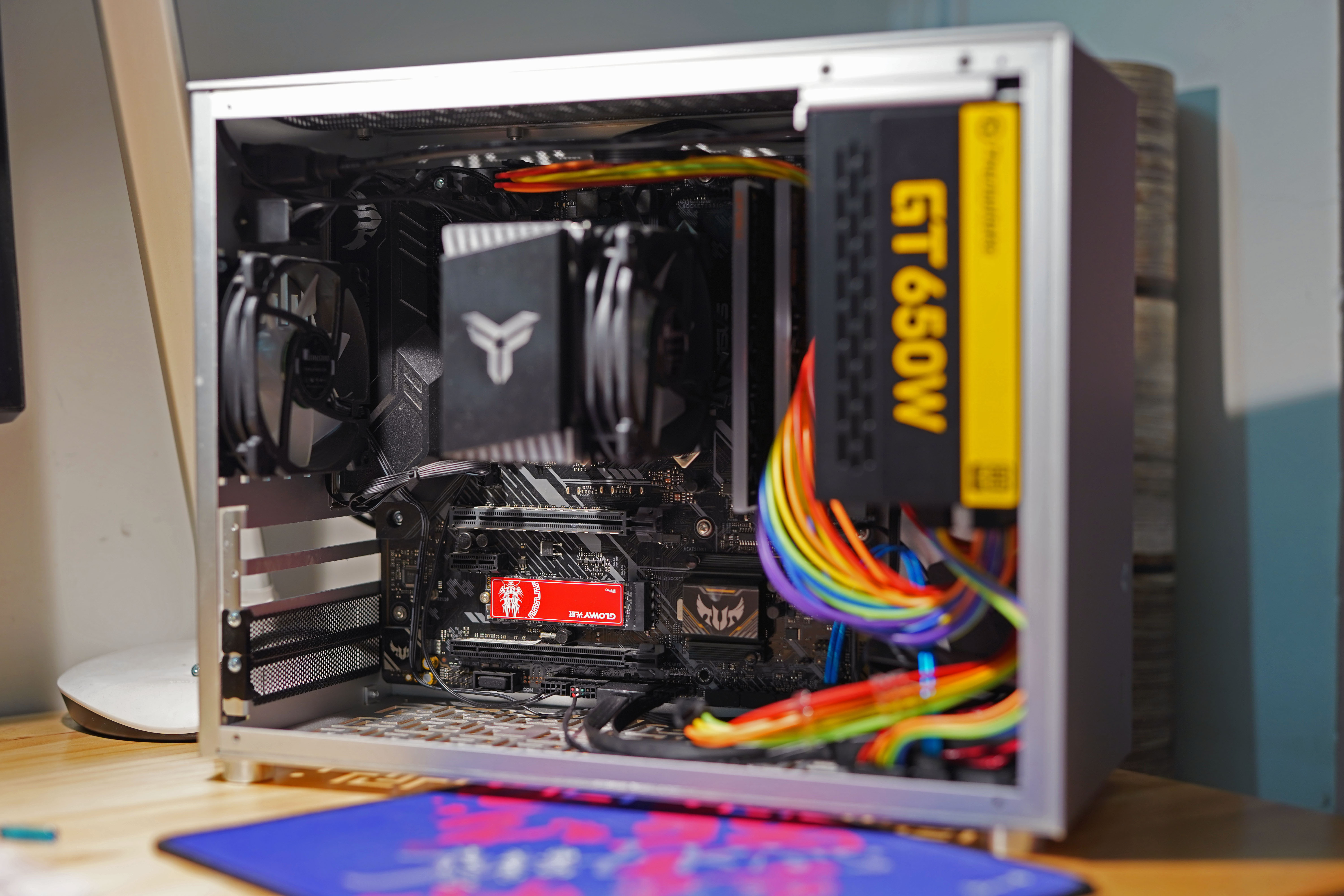 长江存储、亿芯主控：光威弈Pro M.2 NVMe固态硬盘
