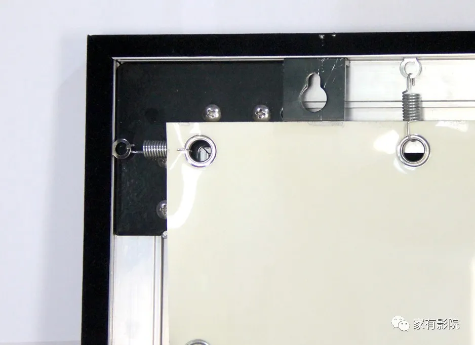 超级容易被忽视的部分！专业家庭影院的幕布选择指南