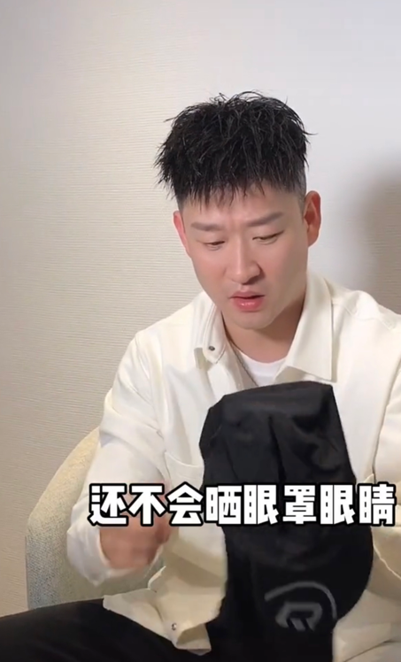 35岁曹云金好事将近？女助理与其互动频繁，网友曝多次出现在家中