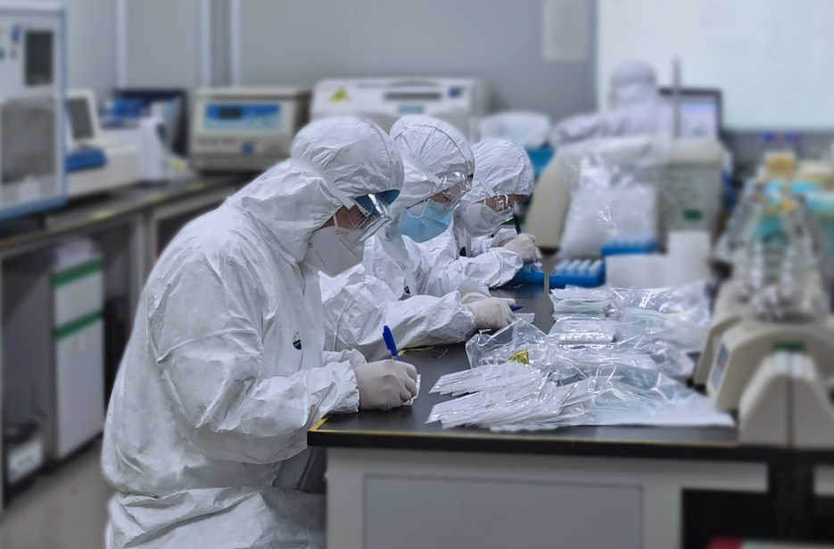 终于顶不住了？胡锡进犀利评价：蓬佩奥突然改口，意味有了新动向