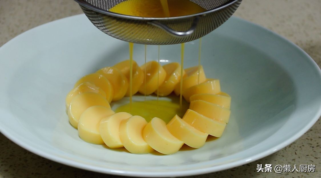 蒸雞蛋，別只會用老一套，加點它們，雞蛋又嫩又滑，擺盤又好看