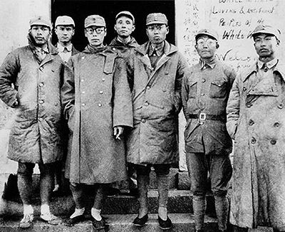 新四军组建时八个团，各以一个字为代号，合起