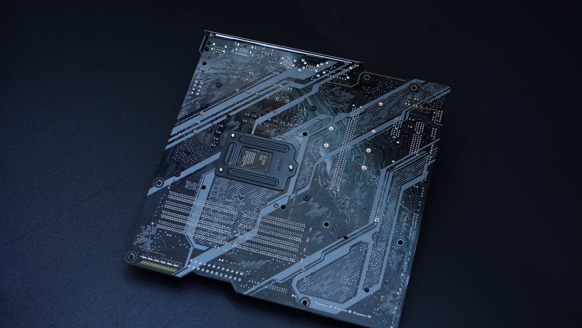 千元主板也可搭载十代CPU，华硕B460重炮手PRO装机实测