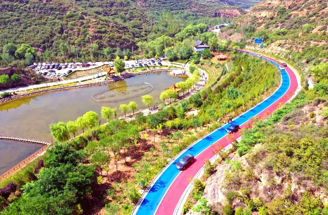 Shanxi's beautiful tourist check-in place, it becomes a paradise on earth in autumn, which is amazing
