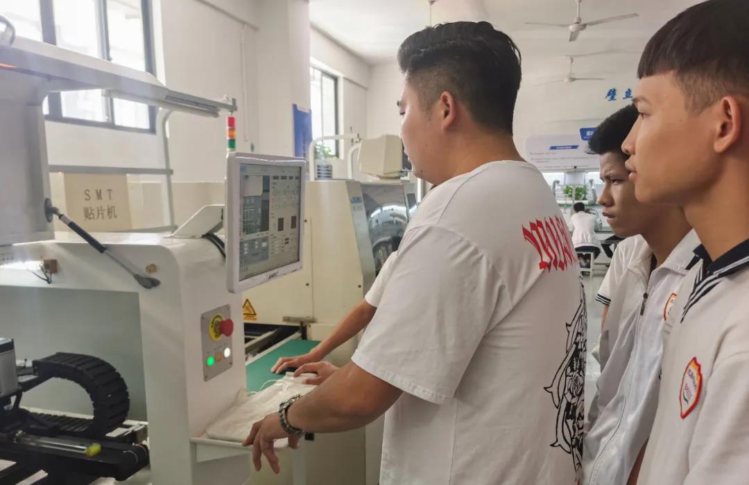 「校园纪事·北海中职·智能制造专业」愿我们的激情不退散