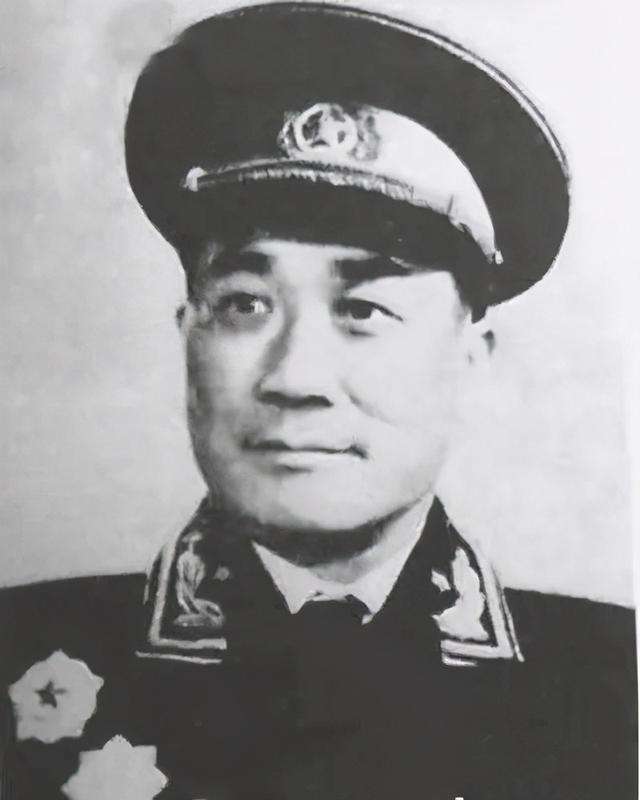 全歼印度王牌旅，张国华仅用一天，从此被印军敬称为“雪域战神”