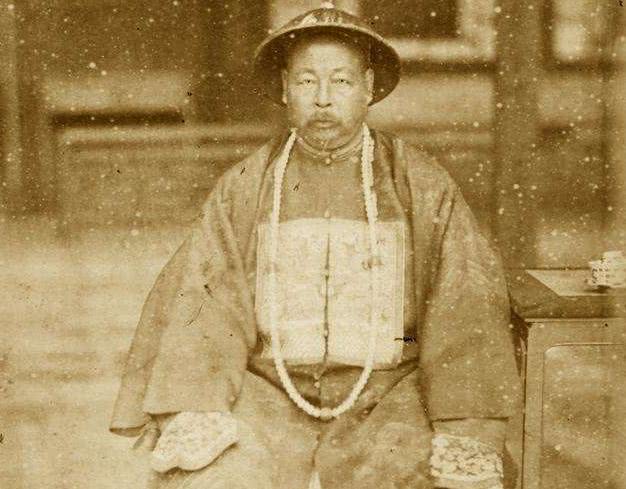 左宗棠墓地被炸开，开国上将王震得知大怒，要