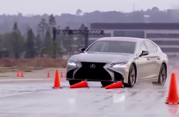 人总要有梦想 来看看这三款百万级豪车