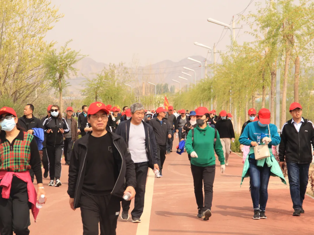 “相约云小镇·健康徒步走”白银市职工春游活动举行