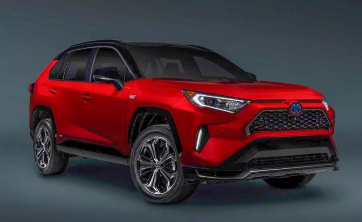 全新奔驰C级全球首发；宾利订单大涨50%