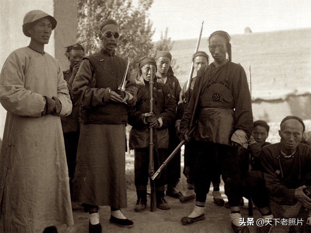 1906年 新疆喀什徕宁城百姓生活老照片