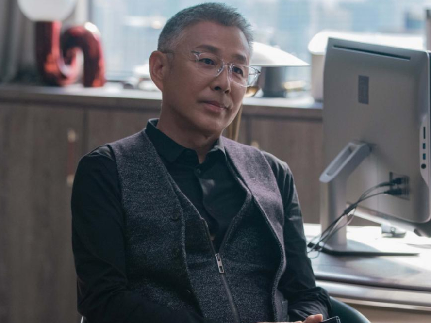 真不想他们老去，这9位大咖都老了，最大的71岁