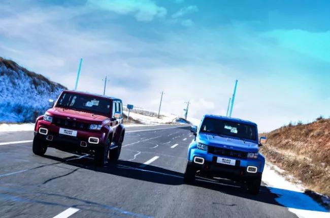 20万就能买三把锁的BJ40刀锋英雄版，还要什么牧马人？