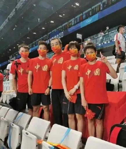 学废了！全红婵模仿陈艾森太搞笑，最新比赛时间出炉，又要夺冠了