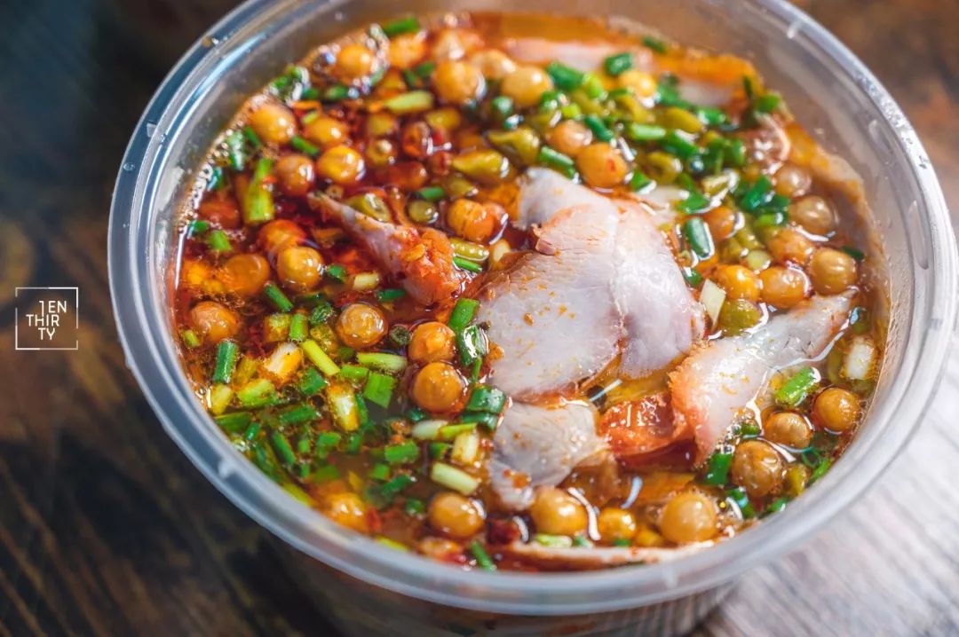 这家差评不少的桂林米粉，是我在武汉吃过的最