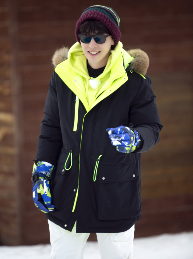 " extremely carry 7 " sow! The program is duller and duller, huang Minghao joins in intelligence quotient of Deng human relations as before online