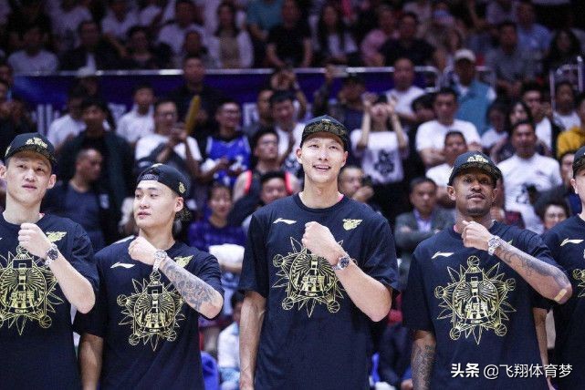 广东男篮称霸CBA的“34组合”究竟指的什么？十冠霸业的奠基者