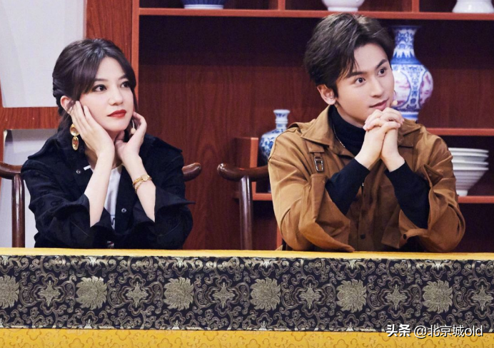 赵薇背后隐藏的阴暗，亲日辱华，操纵股市，被全网封杀，大快人心