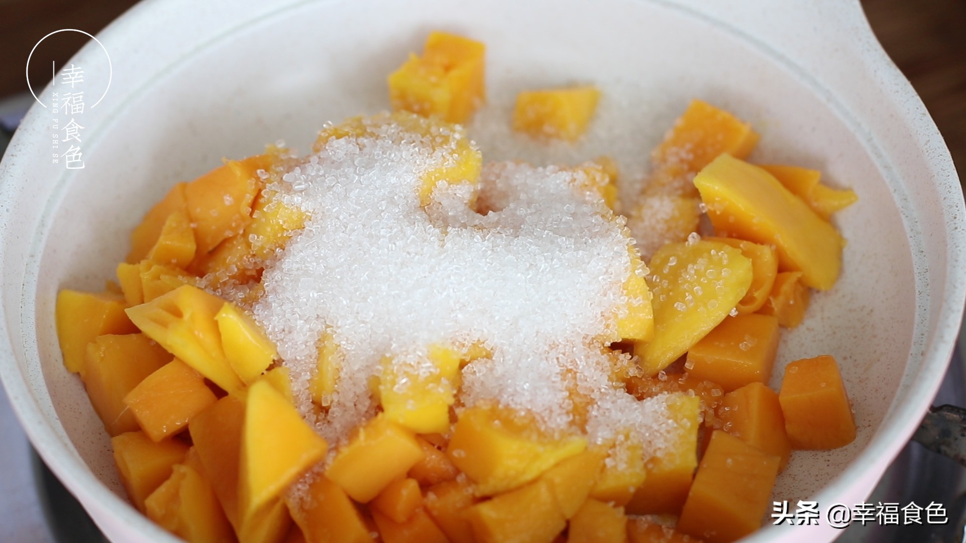 吃不完的芒果试试冻起来，香甜可口还解暑，雪糕都不用买了