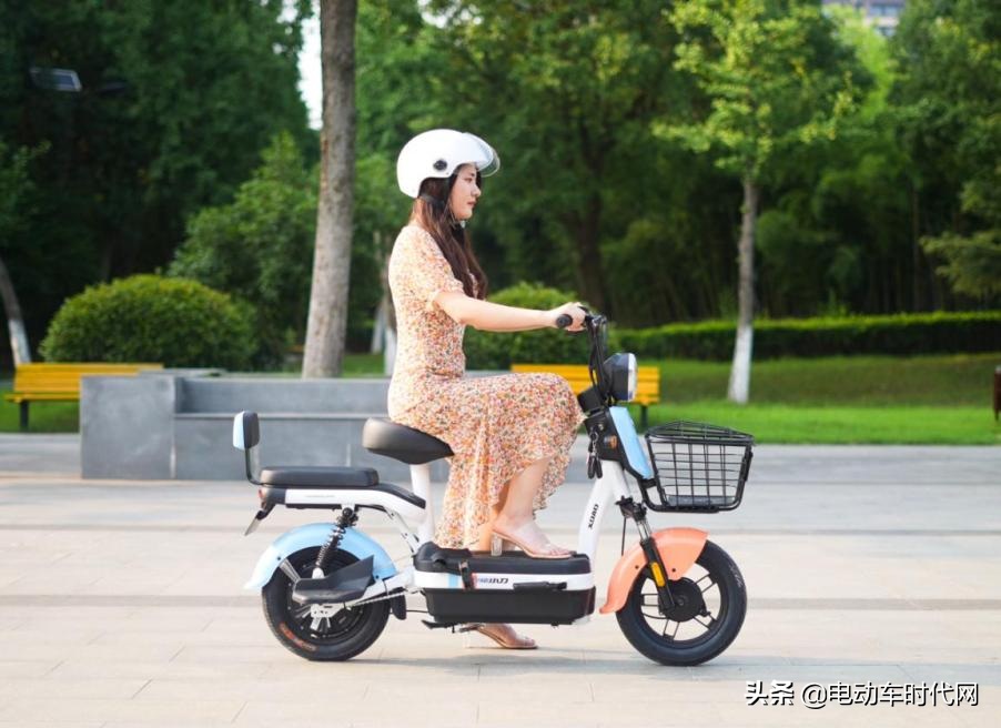 时代推荐 | 又一巨能跑新品上市，小刀再次打造行业标杆