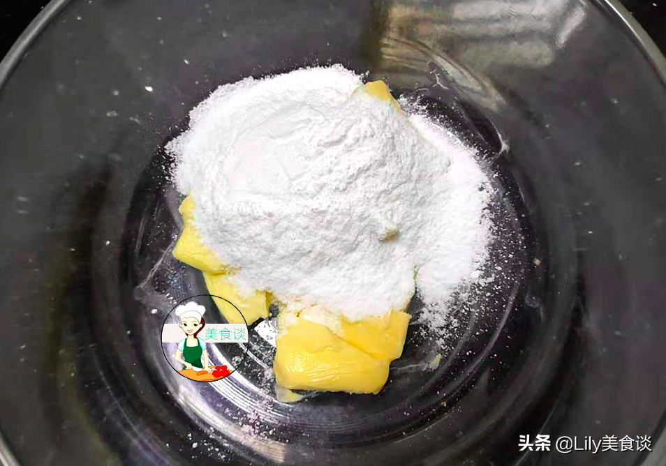 自從學會做這個甜品，兒子隔三差五就要吃，香甜鬆軟，比蛋糕好吃