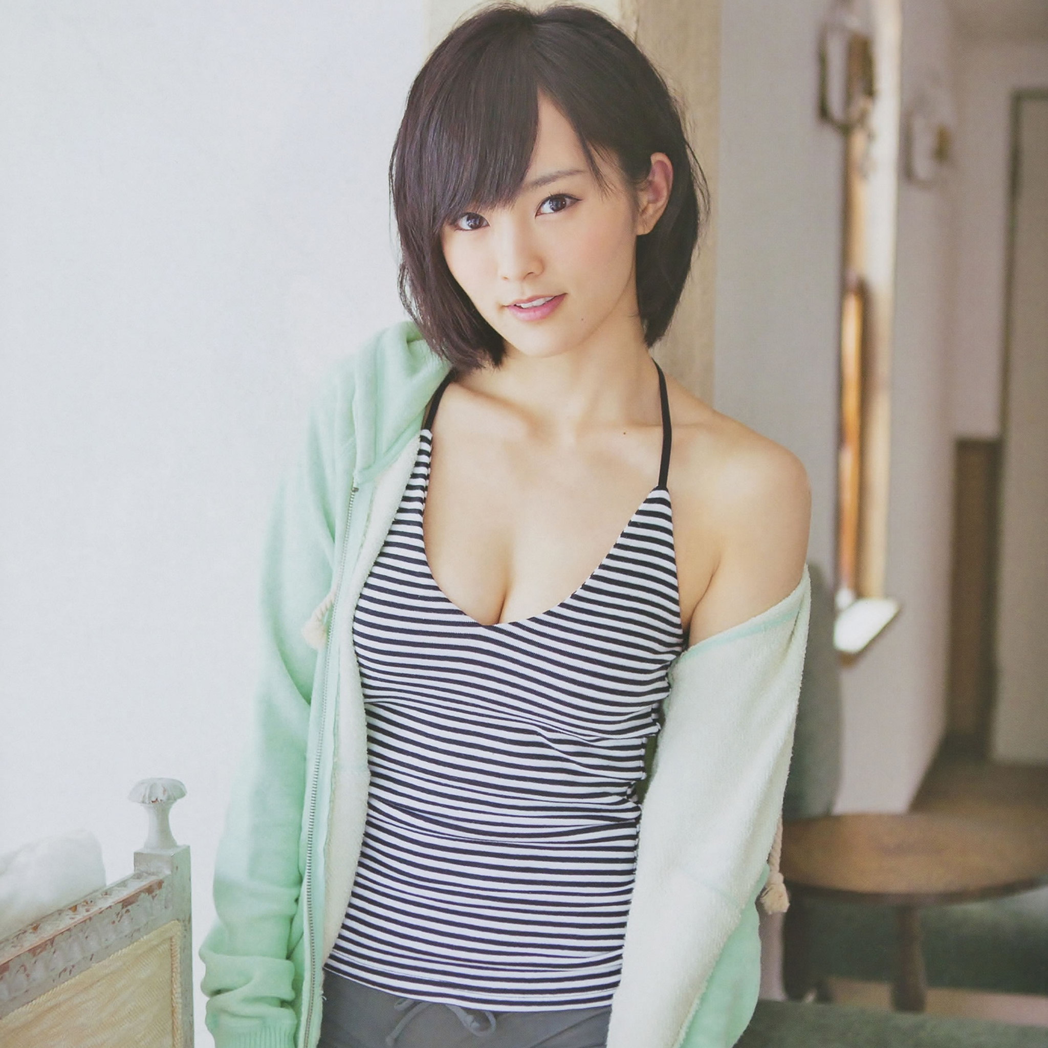 天天美女 日本性感睡衣酥胸美女山本彩 天天看点