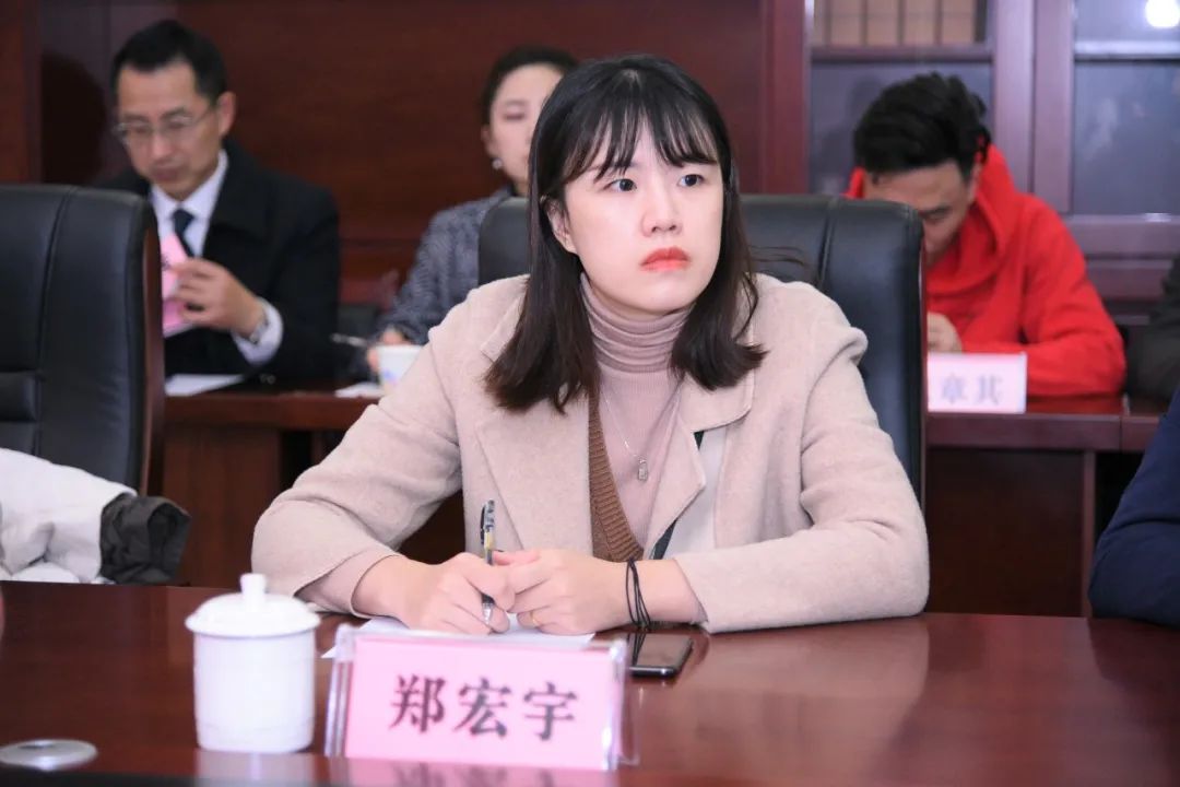 中国成都人力资源服务产业园(高新区)品牌部副部长郑宏宇表示:"希望以