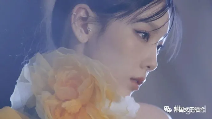 拍摄了legend画报的这位女团爱豆,历代级的美貌