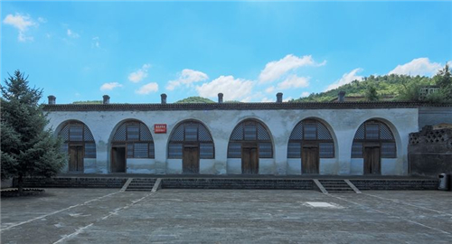 军品大王李长东参观瓦窑堡革命旧址纪念馆 追忆红色文化情