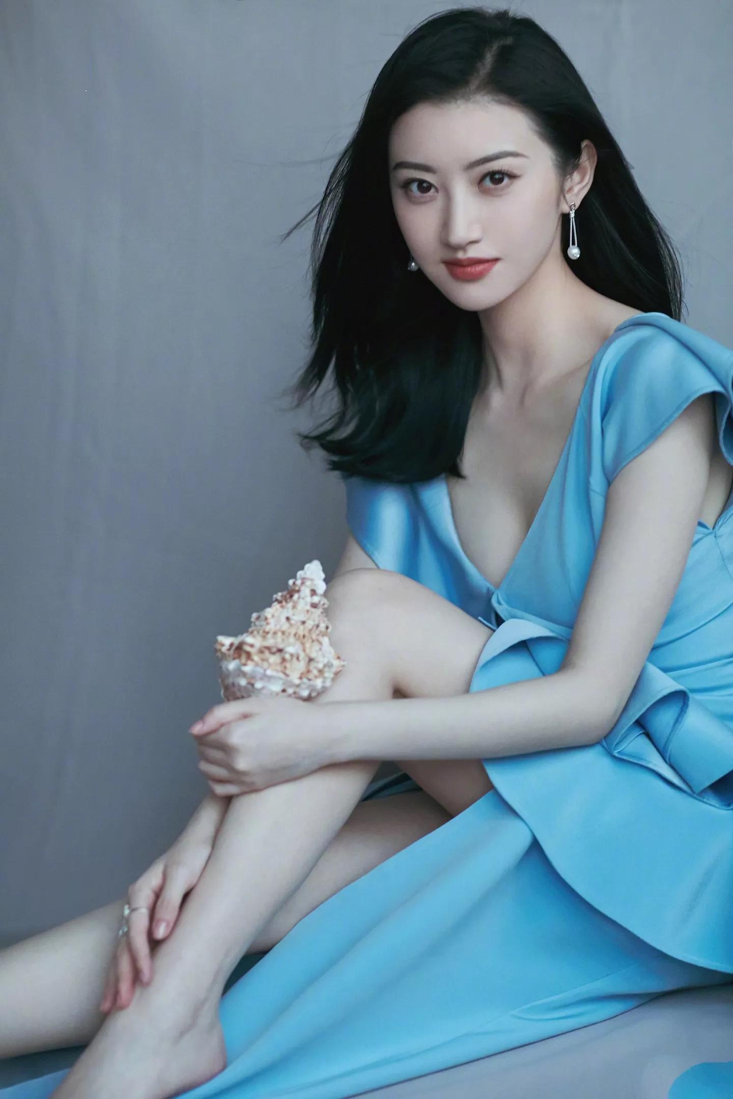 Jing Tian Sexy Photo Album Inews