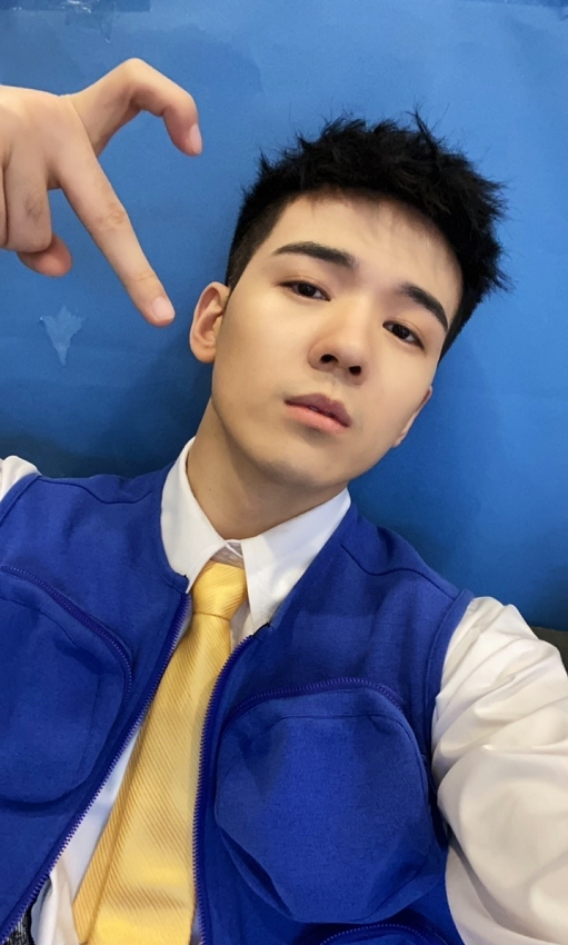 仝卓被劝退了？缺席声入人心男团打卡，微博认证改为超话主持人