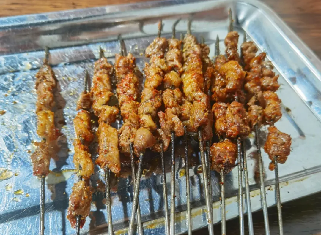 郑州夏夜烧烤手册TOP10出炉，你吃过几家？