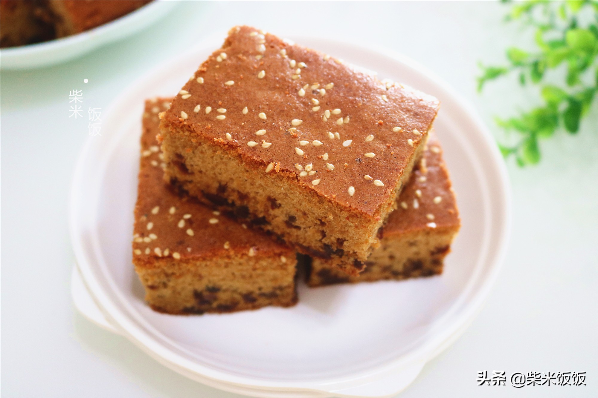 3个鸡蛋，一把红枣，做一款简单又好吃的枣糕，味道太正了