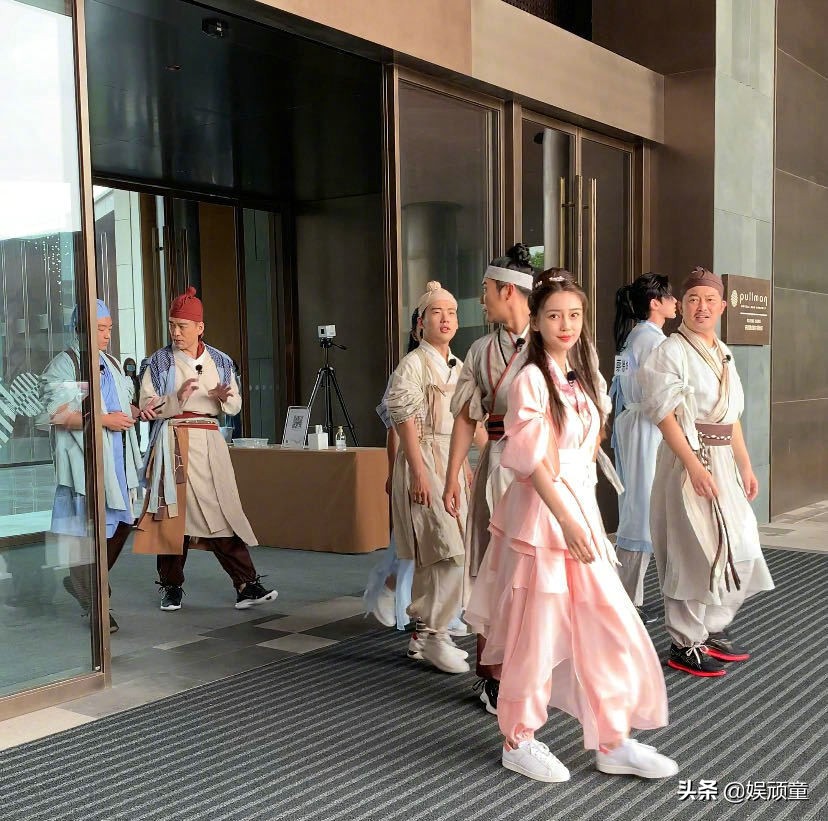 王耀庆罕见古装扮相，本以为会很丑，没想到赢